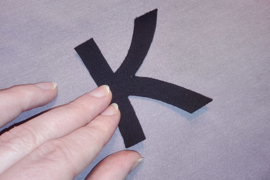 applique letter
