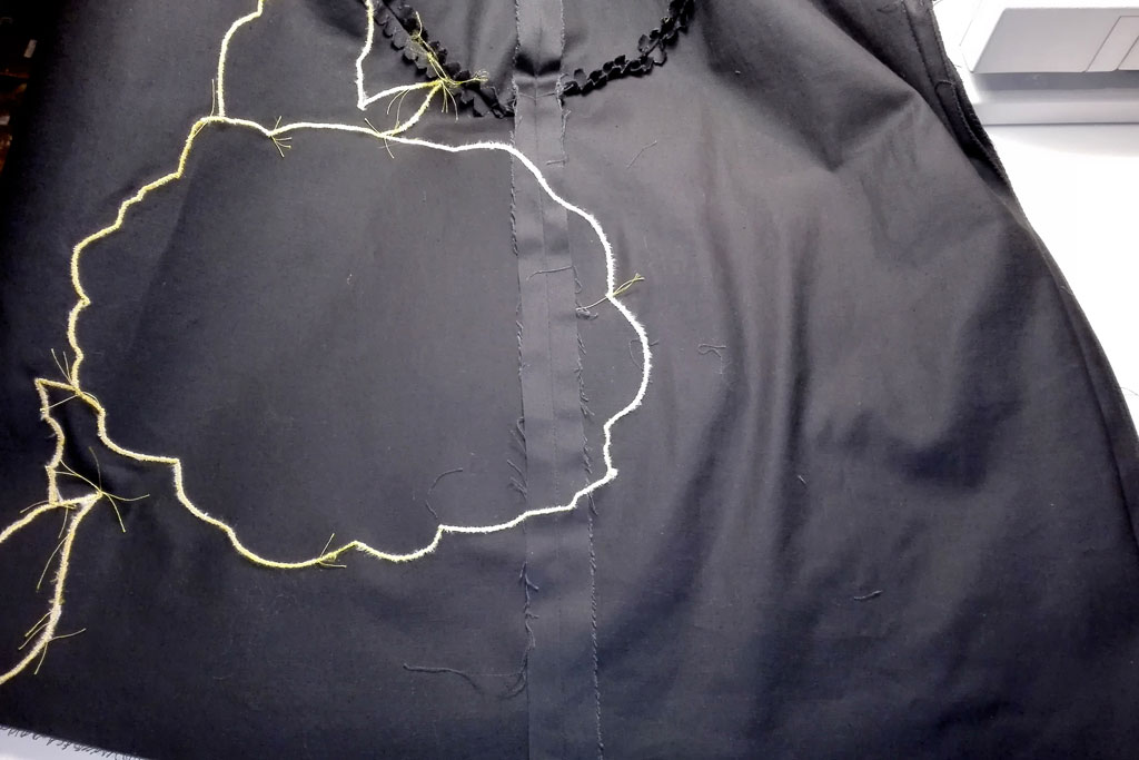 applique underside