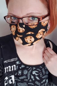 Kukkii with cookie face mask