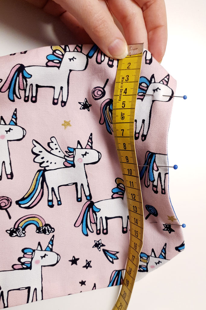 measuring pleats