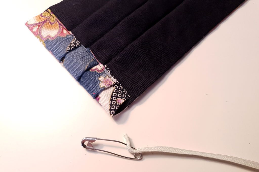 elastic with safety pin