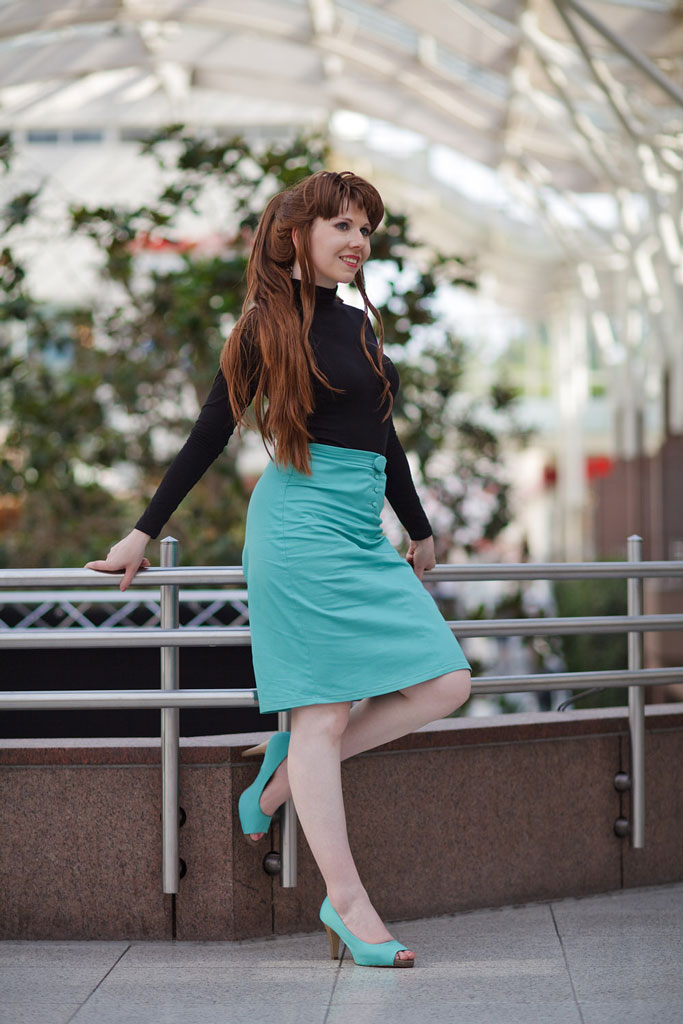 mako with green skirt
