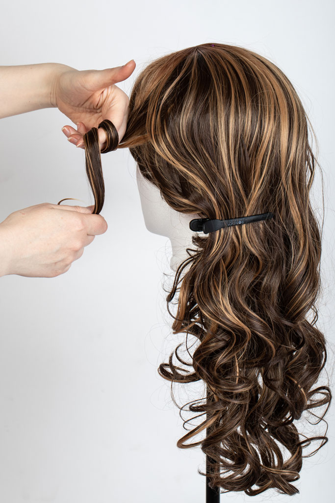curly wig